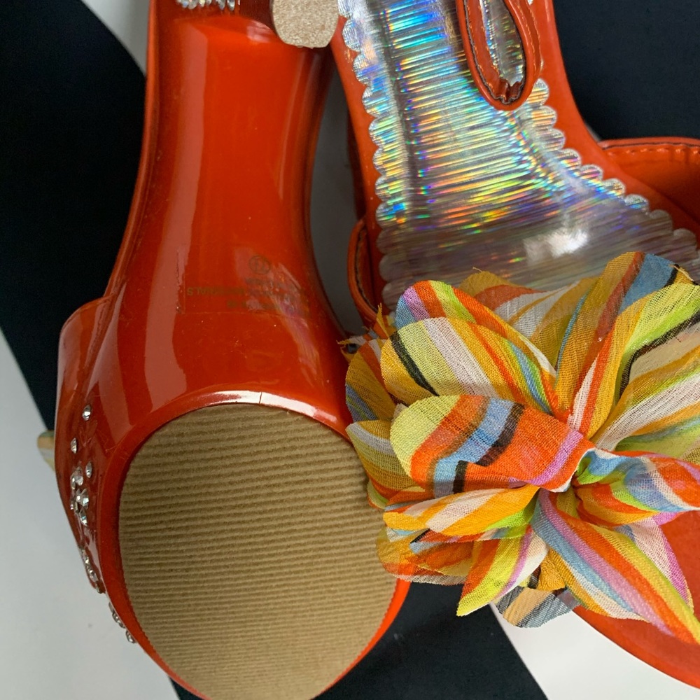 Women’s Orange heels Size 7.5